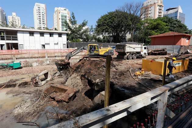 Início das obras | Cyrela by Pininfarina – Apartamento	na  Vila Olímpia - São Paulo - São Paulo